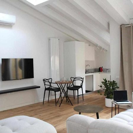 Waterfront Balcony I Grani 4 Resort Style Suite 리보르노 외부 사진
