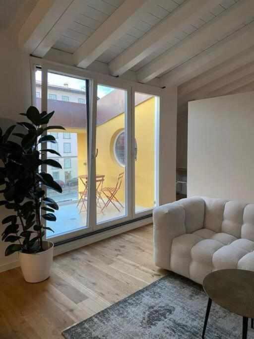 Waterfront Balcony I Grani 4 Resort Style Suite 리보르노 외부 사진