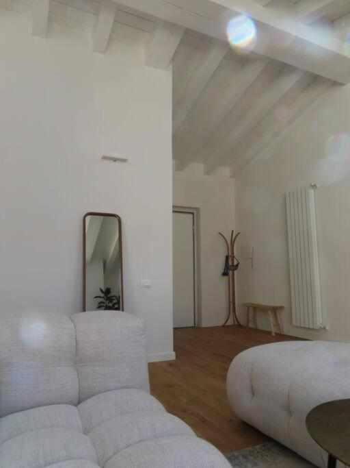 Waterfront Balcony I Grani 4 Resort Style Suite 리보르노 외부 사진